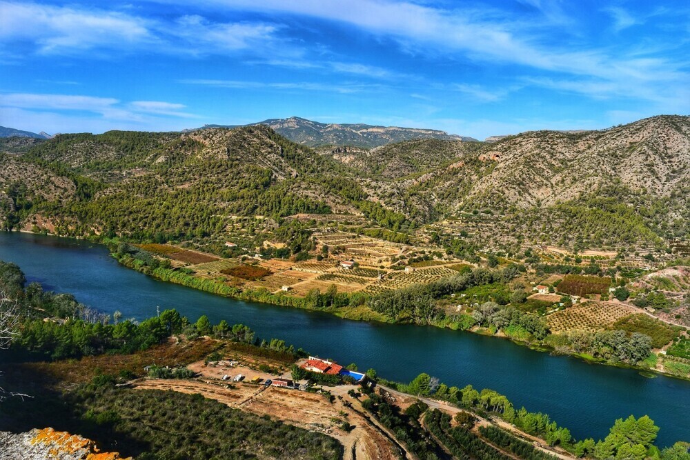 The Ultimate Guide to Off the Grid Holiday Destinations
