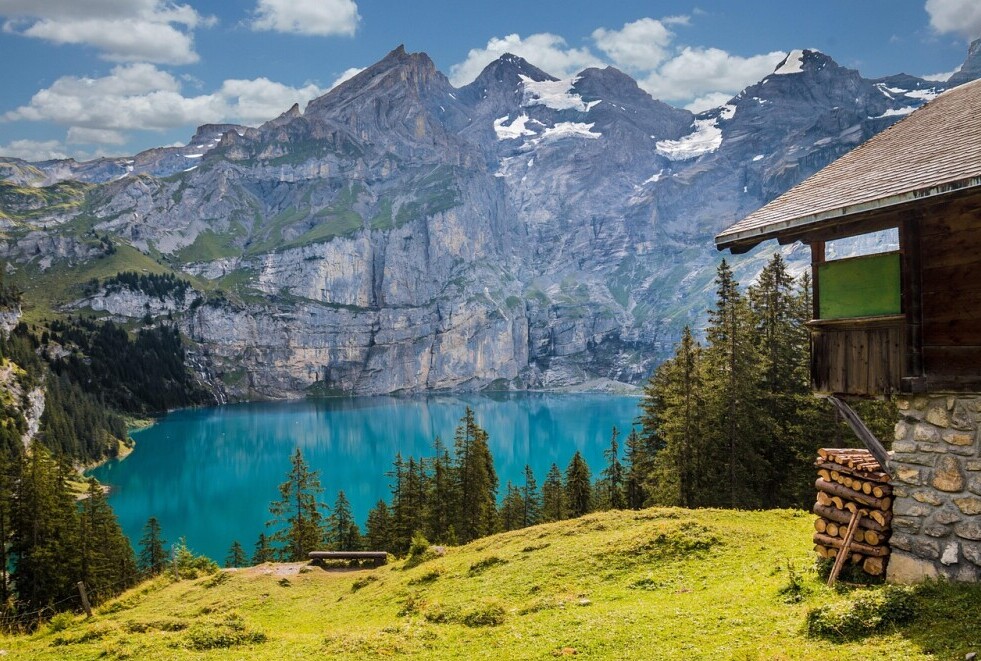 NATURE AND MOUNTAINS